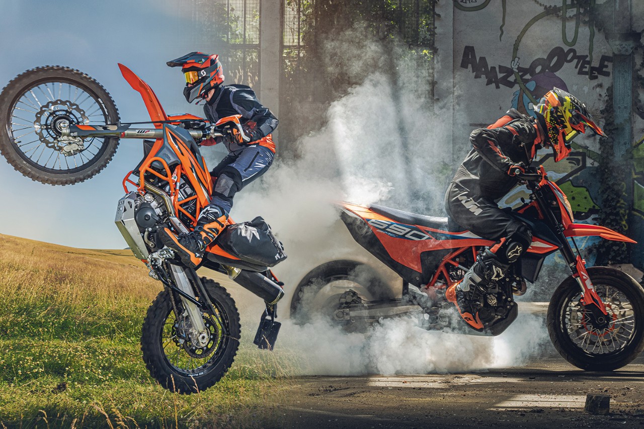 KTM 690 Enduro R e 690 SMC R: le novità per il 2023!
